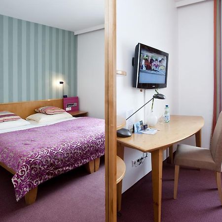Hotel Geyer Klagenfurt am Woerthersee Zewnętrze zdjęcie