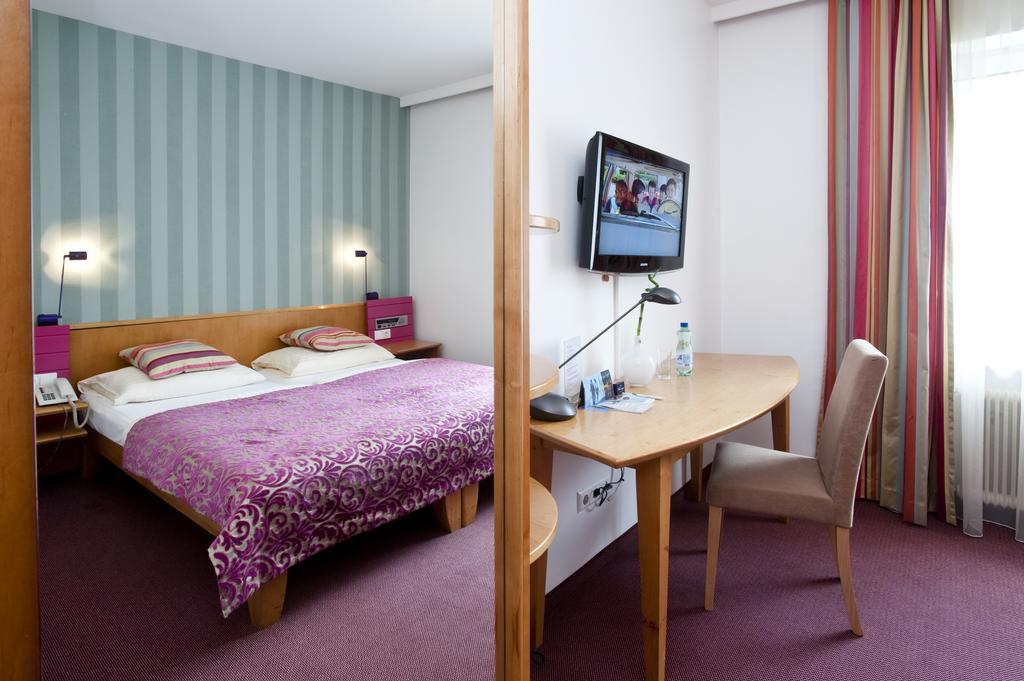 Hotel Geyer Klagenfurt am Woerthersee Zewnętrze zdjęcie