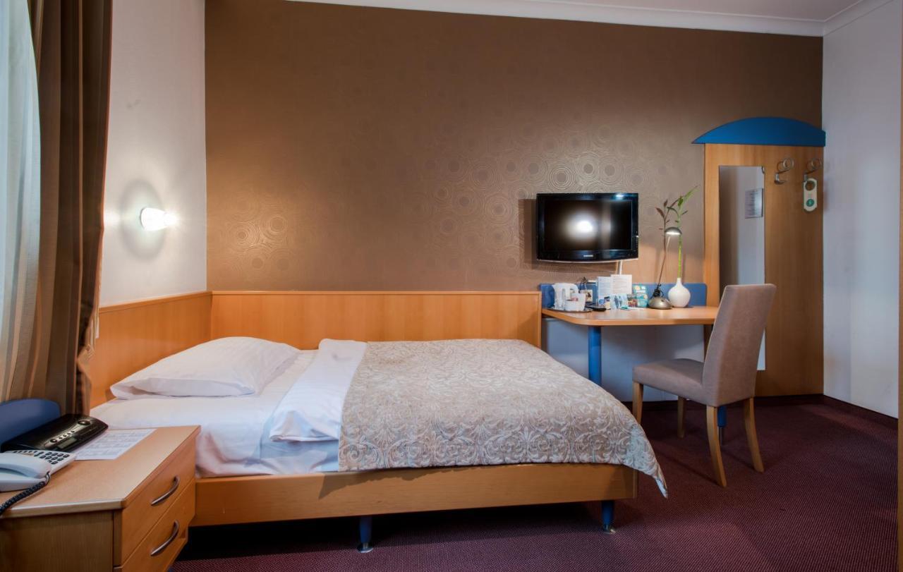 Hotel Geyer Klagenfurt am Woerthersee Zewnętrze zdjęcie