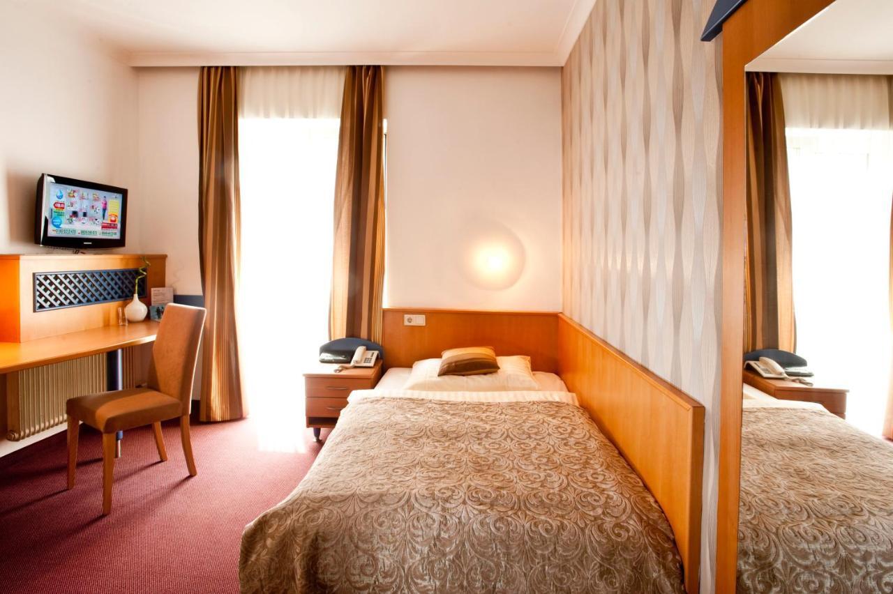 Hotel Geyer Klagenfurt am Woerthersee Zewnętrze zdjęcie